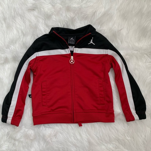 Jordan Other - 💥OFFER $12💥JORDAN KIDS ZIP UP SIZE 3T